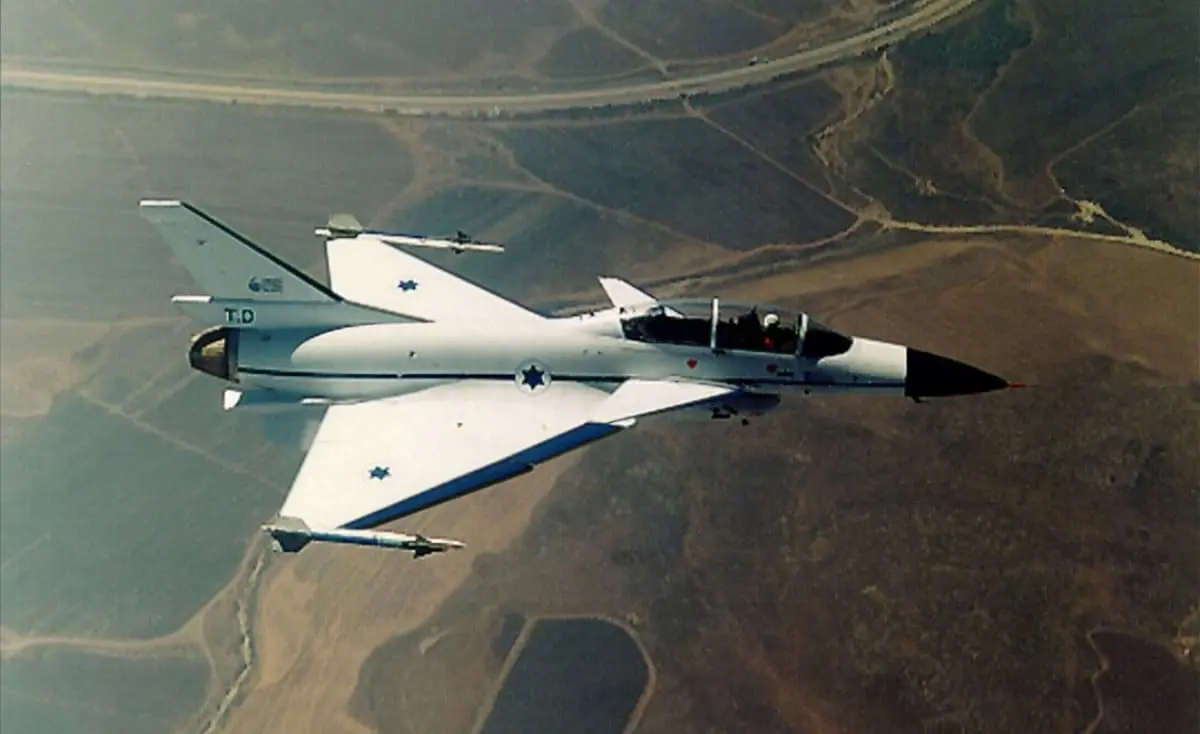 イラン、イスラエルに対抗するため、中国製J-10C戦闘機導入を検討か