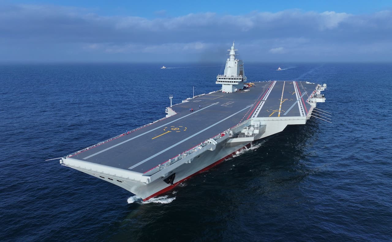 フォード級空母二番艦ジョン・F・ケネディ完成間近も一番艦と