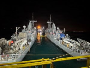 商船に衝突した米海軍空母ハリー・S・トルーマンの艦長が更迭!艦は1