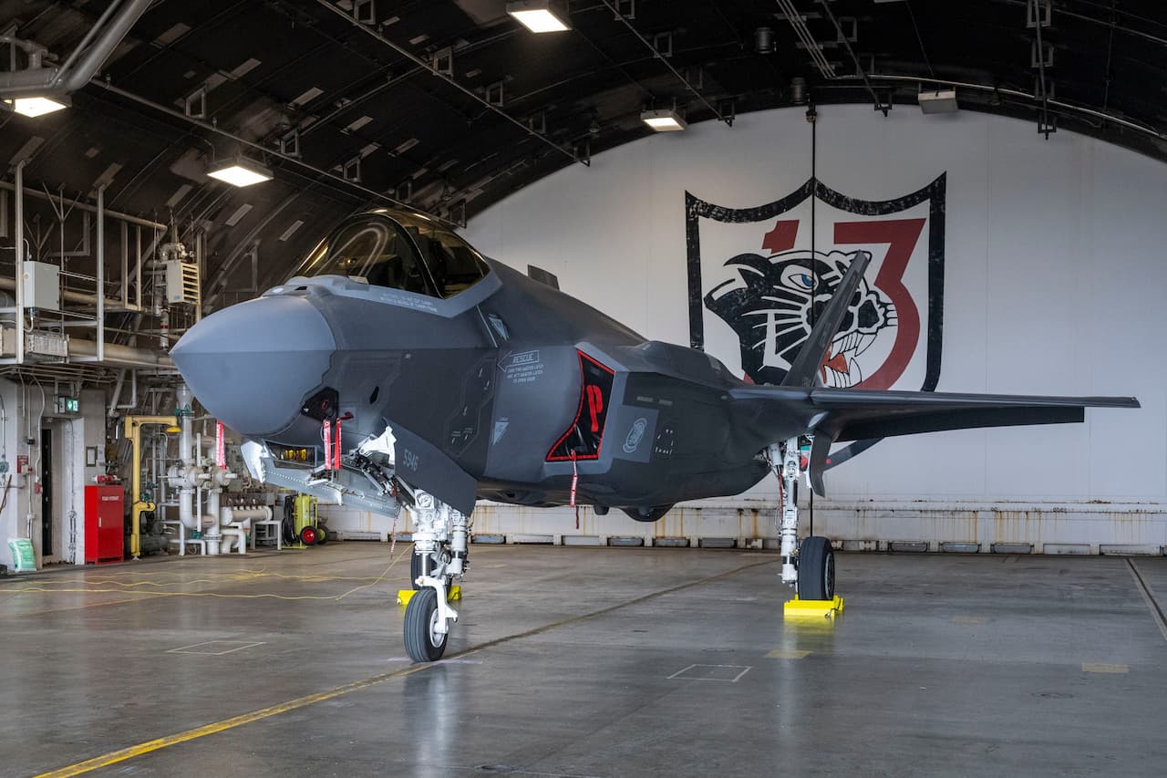 三沢にF-35が80機集結へ 米軍初配備で「東アジア最大級基地」誕生へ