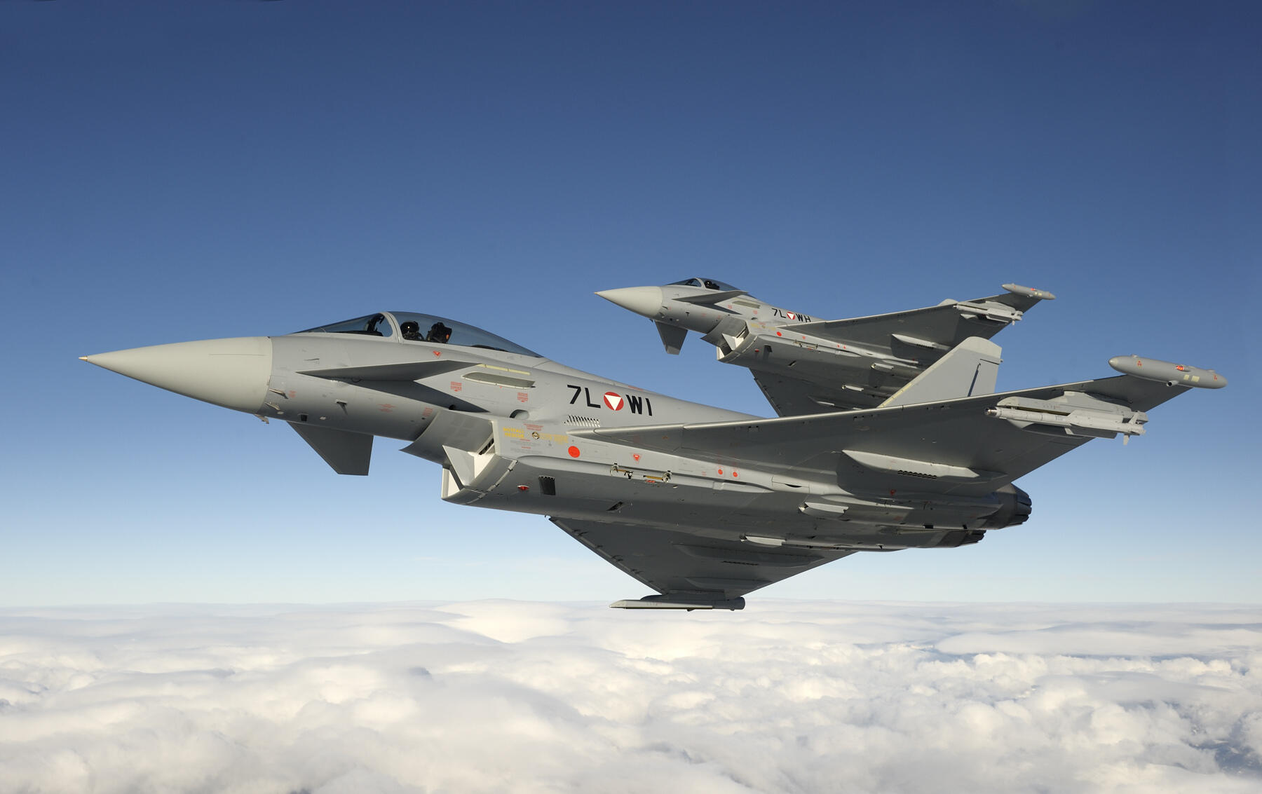 PACAF F-16デモチームが三沢基地で最後の飛行！今月16日に解散し、30年