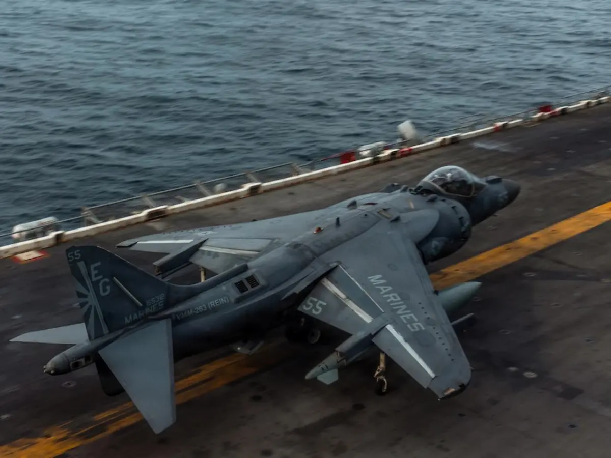 F-35Bへ世代交代 米海兵隊「AV-8BハリアーII」ついに引退
