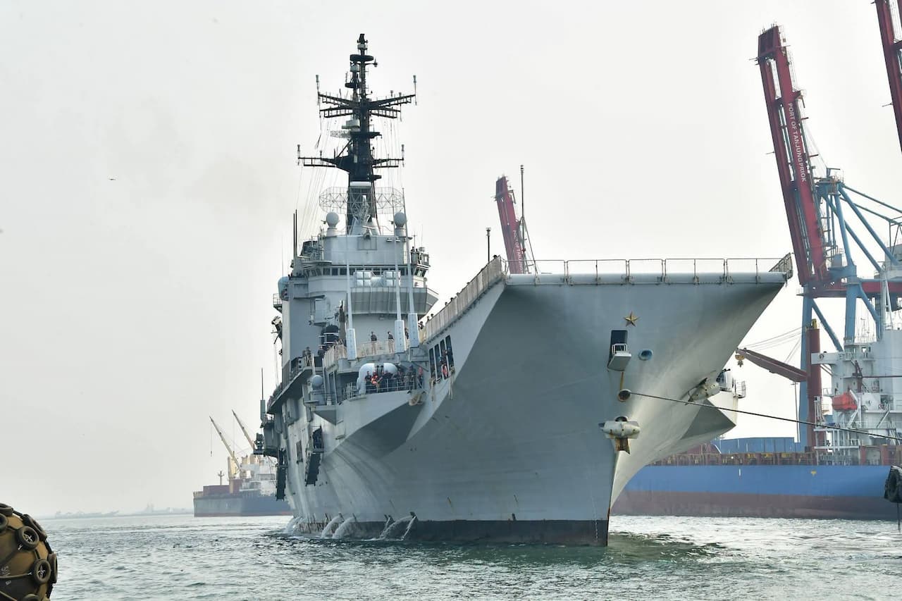米海軍原潜がイラン軍艦を魚雷撃沈 スリランカ沖で海戦