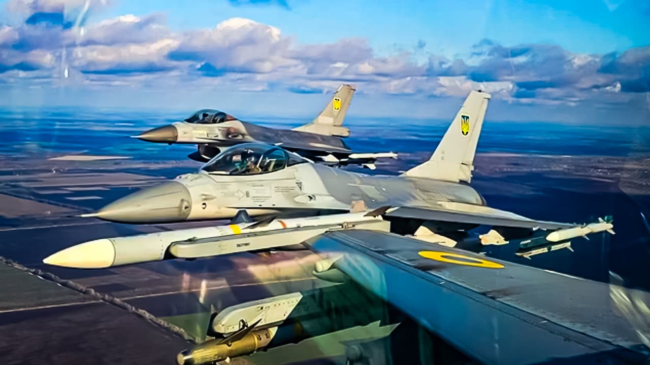 嘉手納基地向けF-15EX初号機がロールアウト―老朽F-15C/Dを置き換え